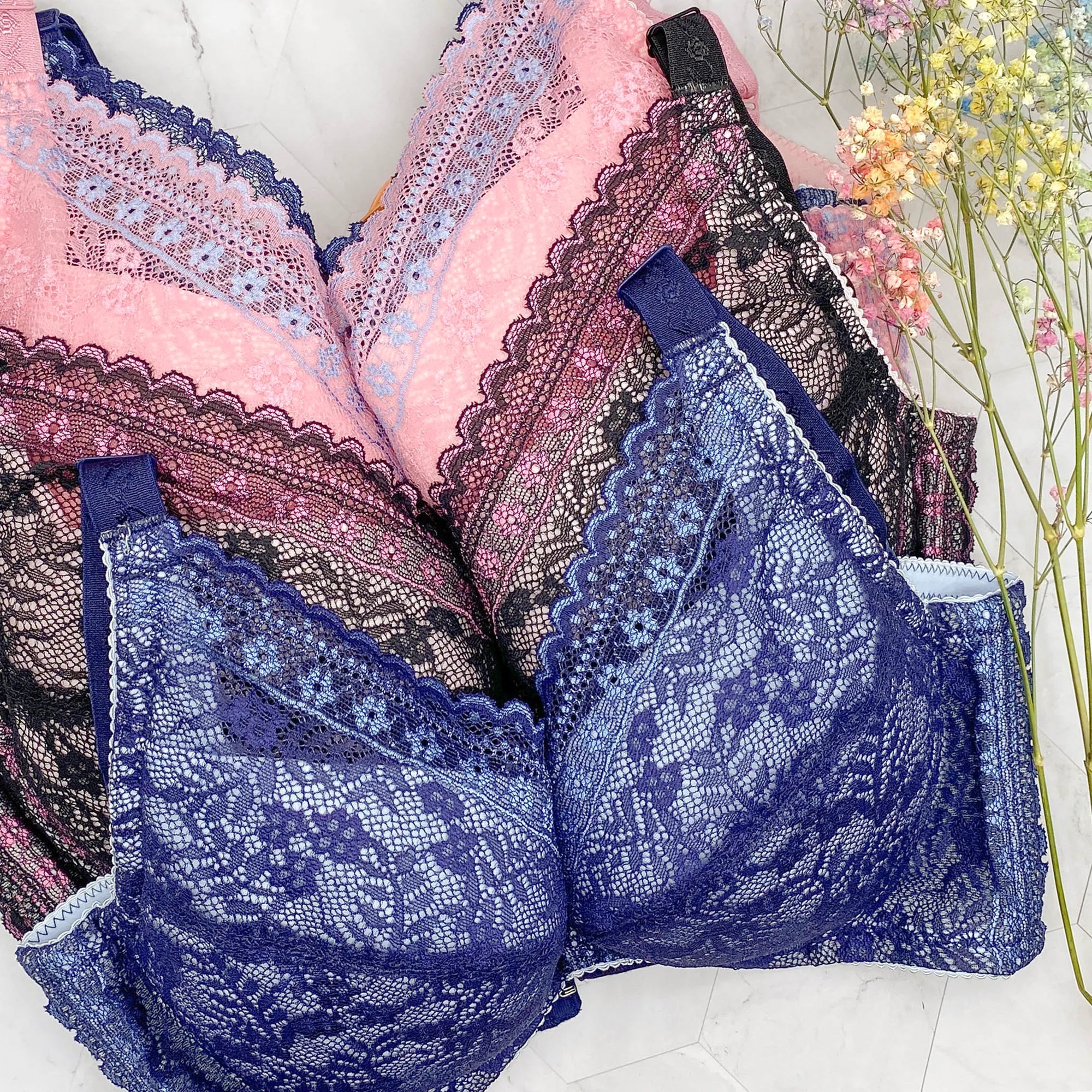 8882S - 全杯型 Deep V透氣大罩杯 (套裝)