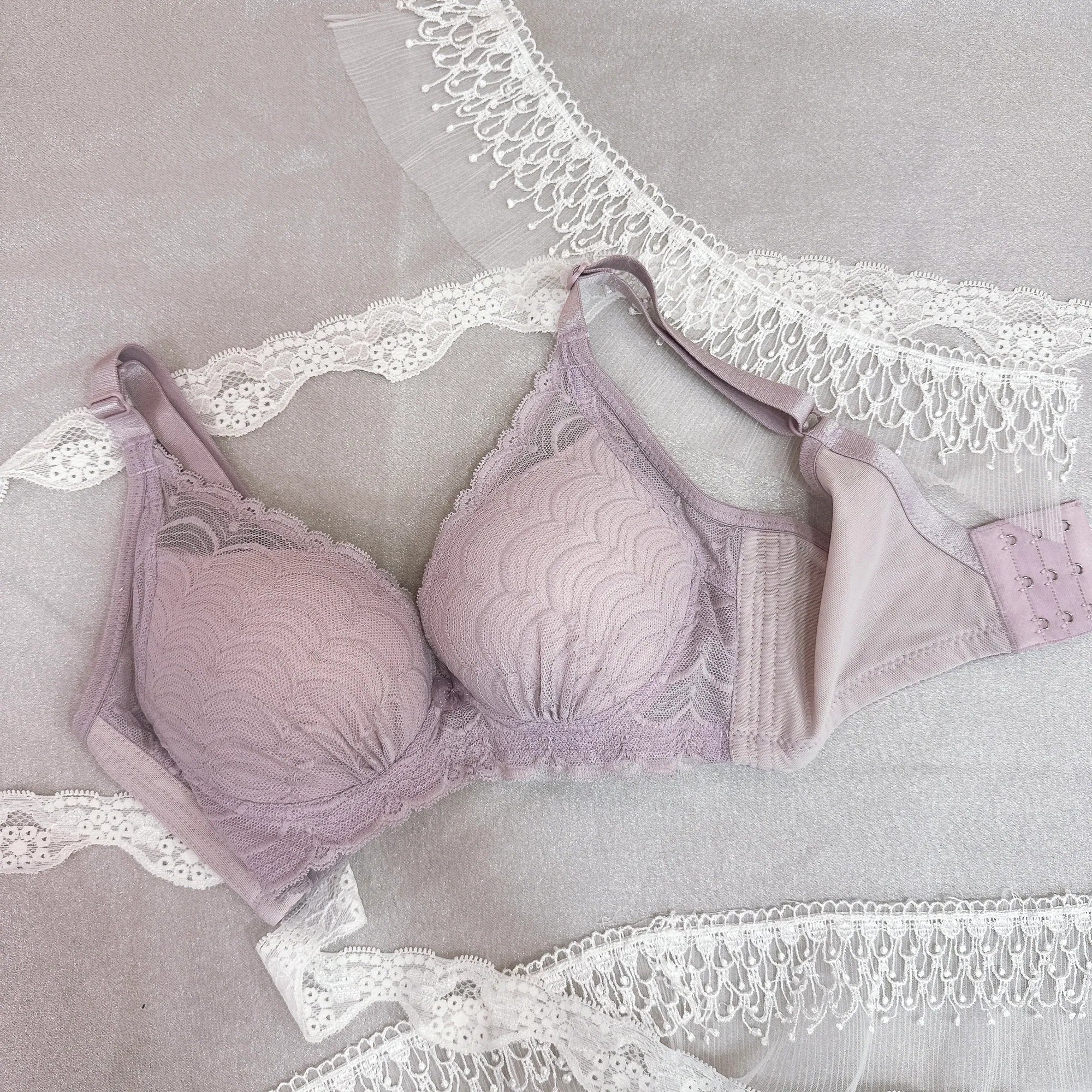 TY8888 - 深V包覆軟鋼圈水圍 Water push up bra