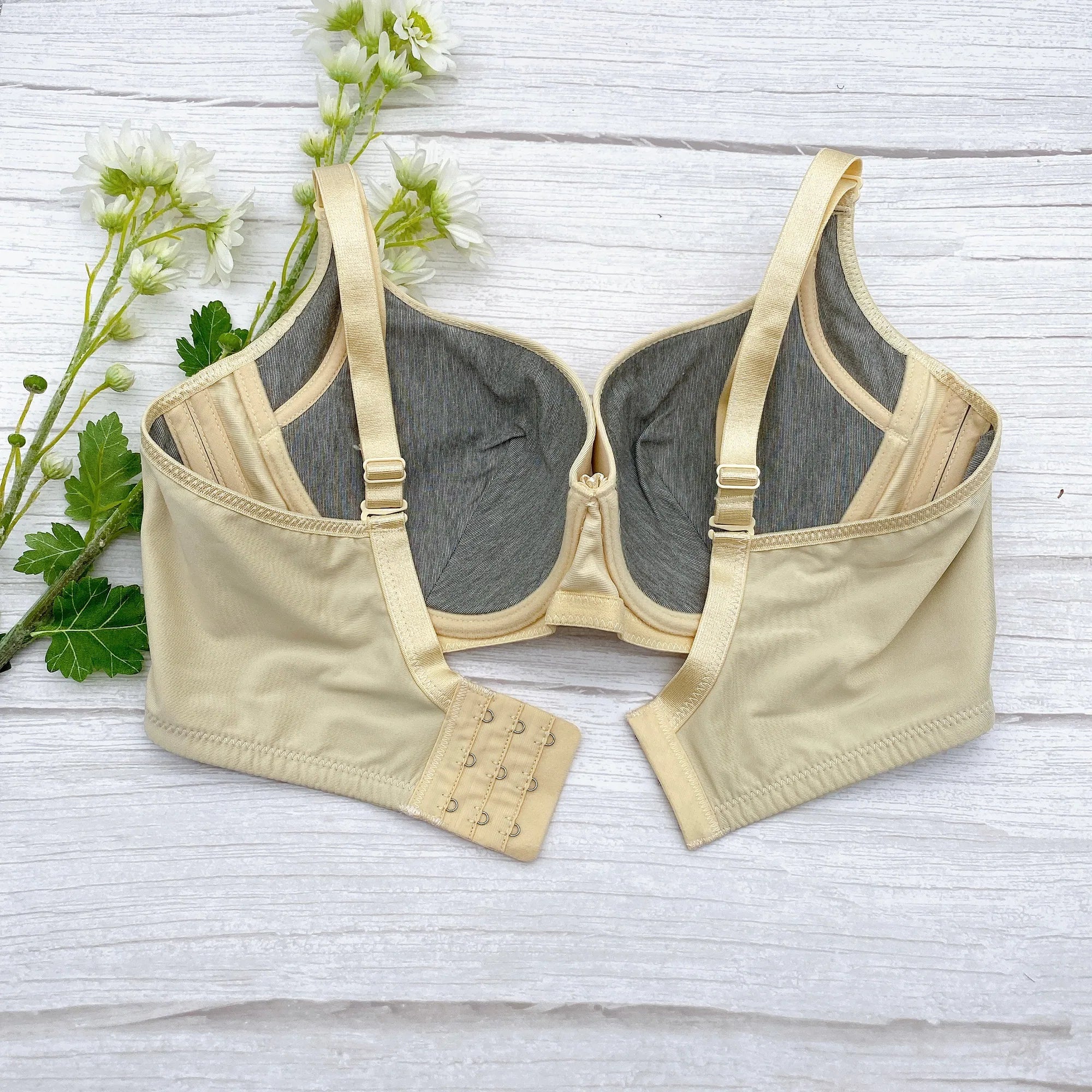 9061 無痕竹炭透氣功能內衣