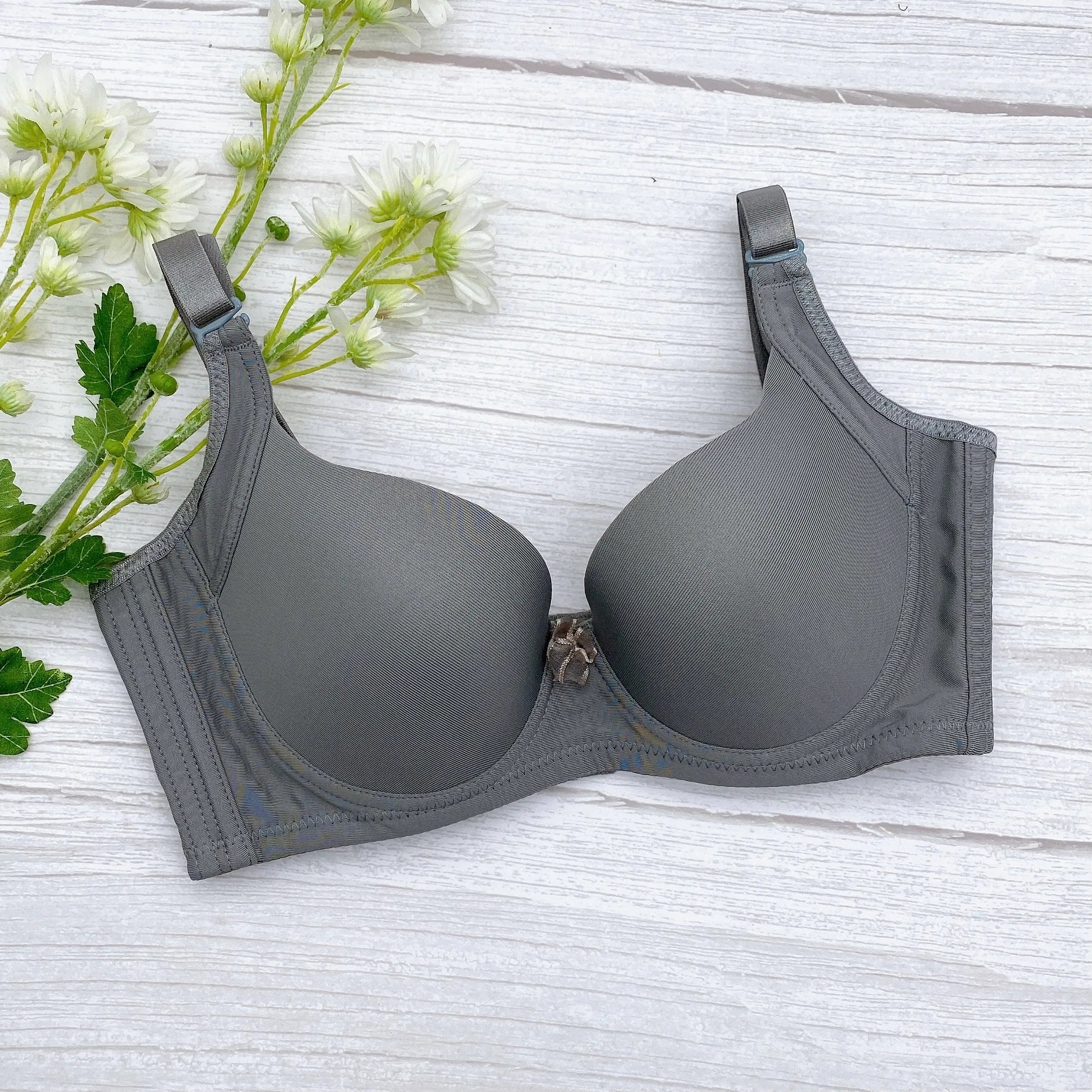 9061 無痕竹炭透氣功能內衣