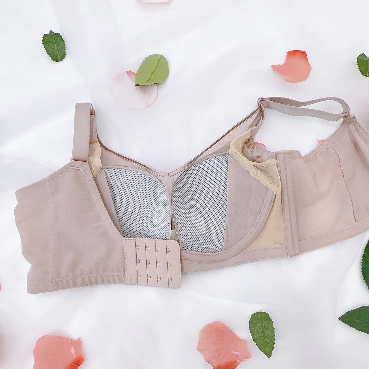 B039 - 無痕多功能內衣