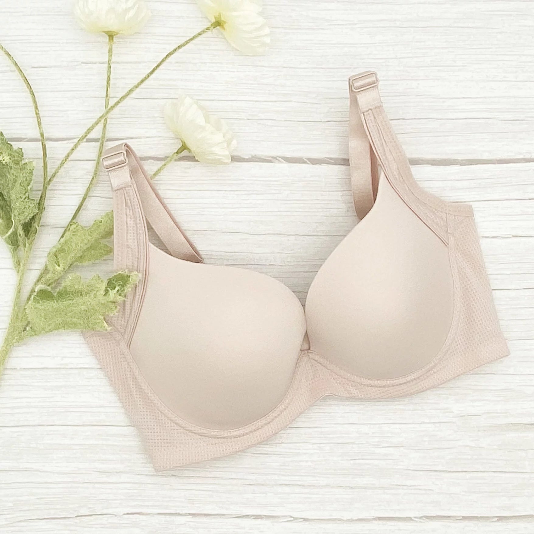 2057 無痕透氣功能內衣