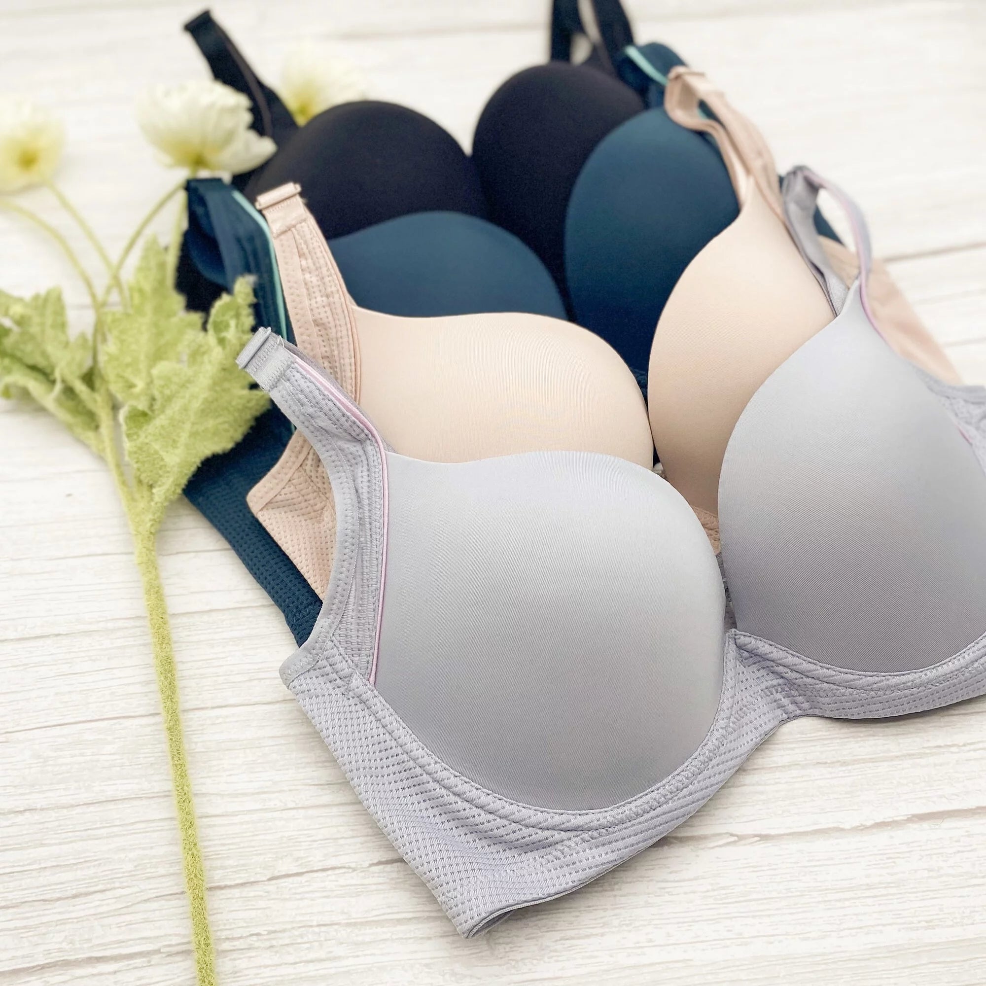 2057 無痕透氣功能內衣