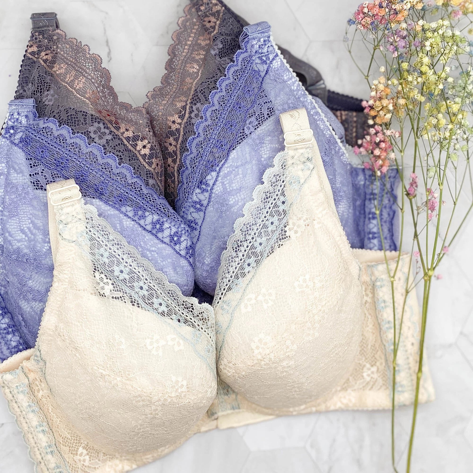 8882S - 全杯型 Deep V透氣大罩杯 (套裝)