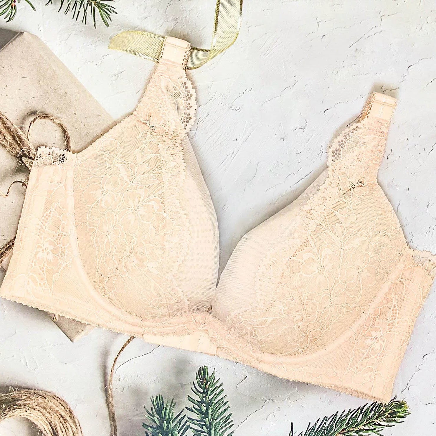 6328 - 軟鋼圈 Deep V喱士內衣