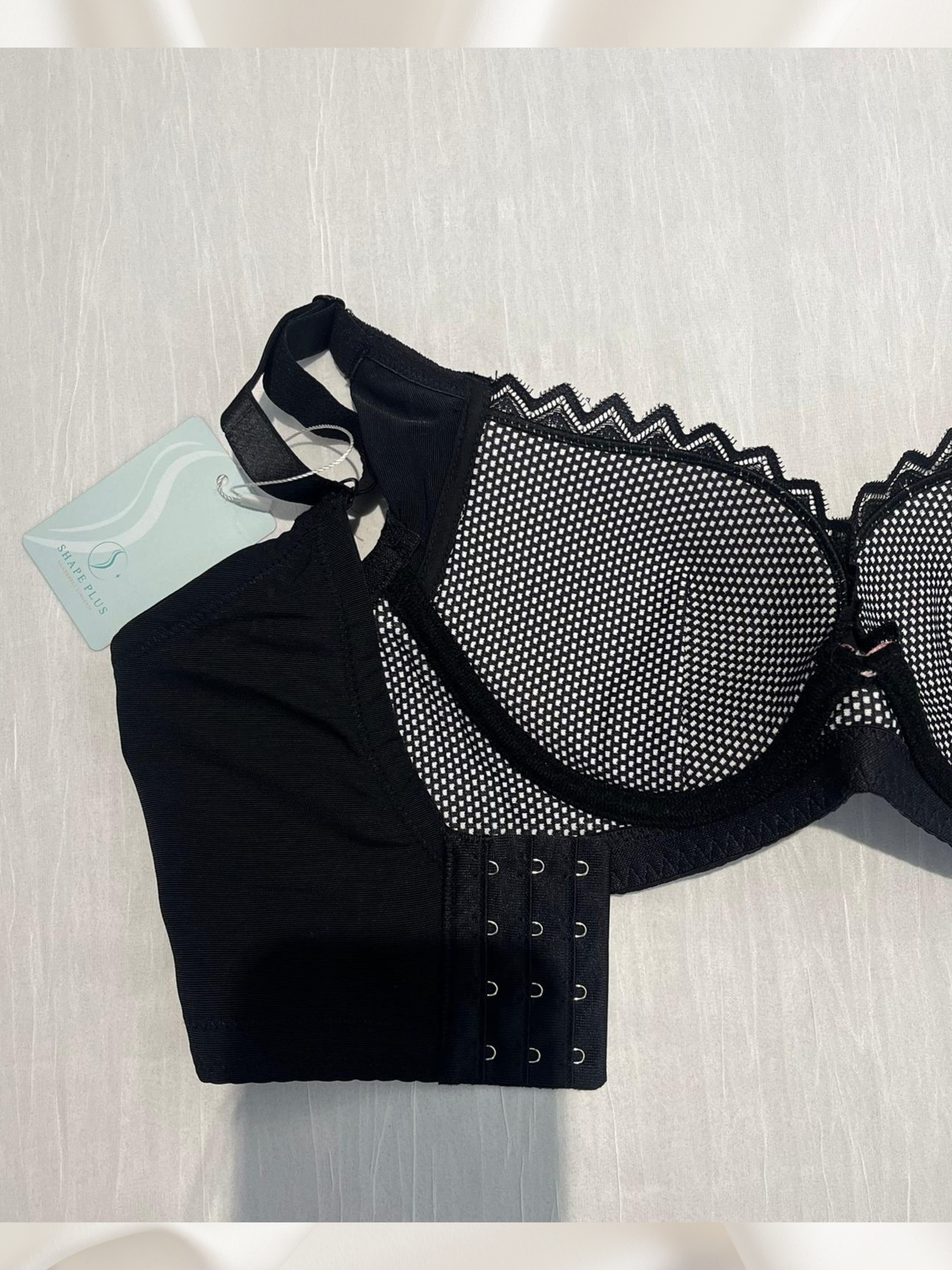 R86111 - 台灣養脂機功能內衣 (立體杯）