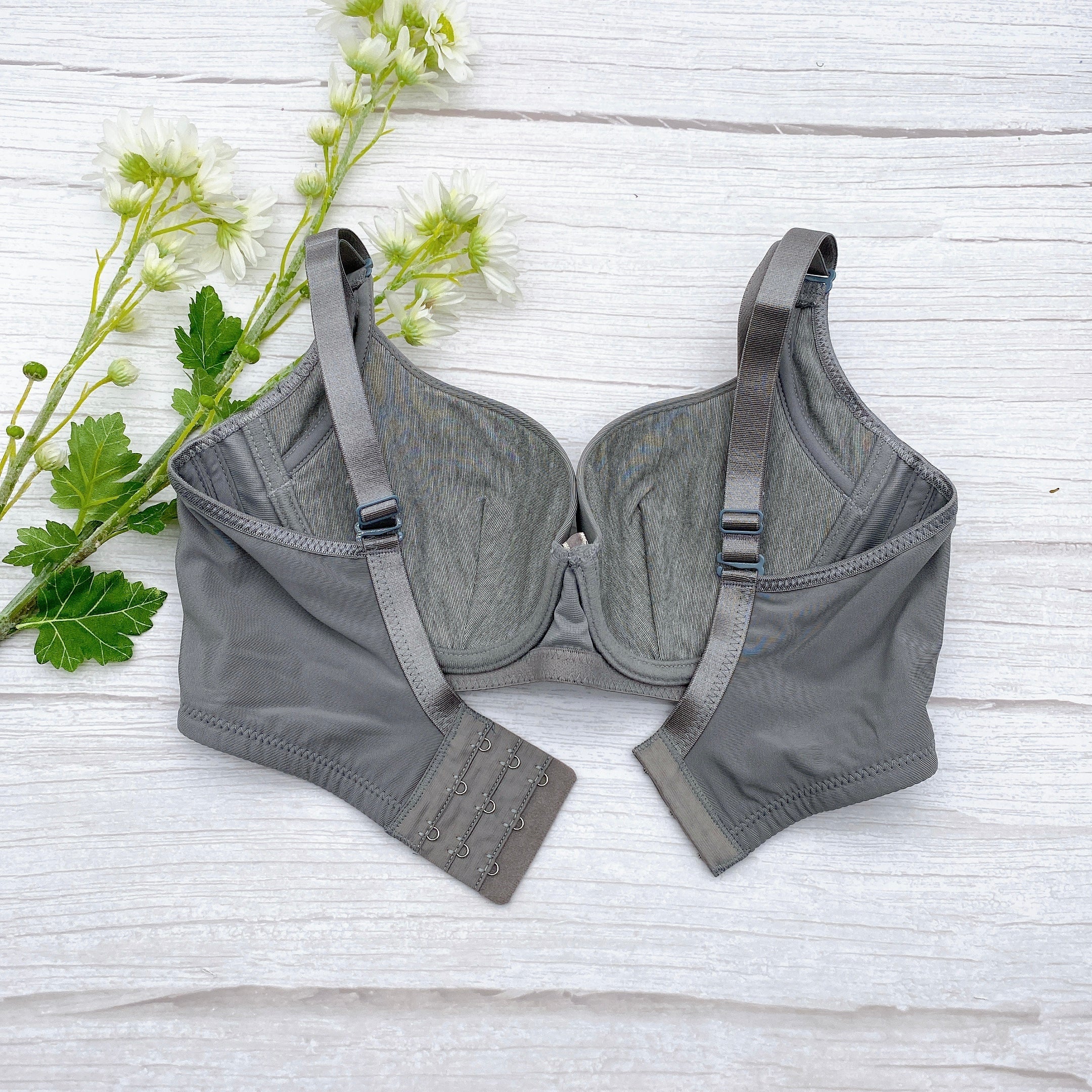 9061 無痕竹炭透氣功能內衣