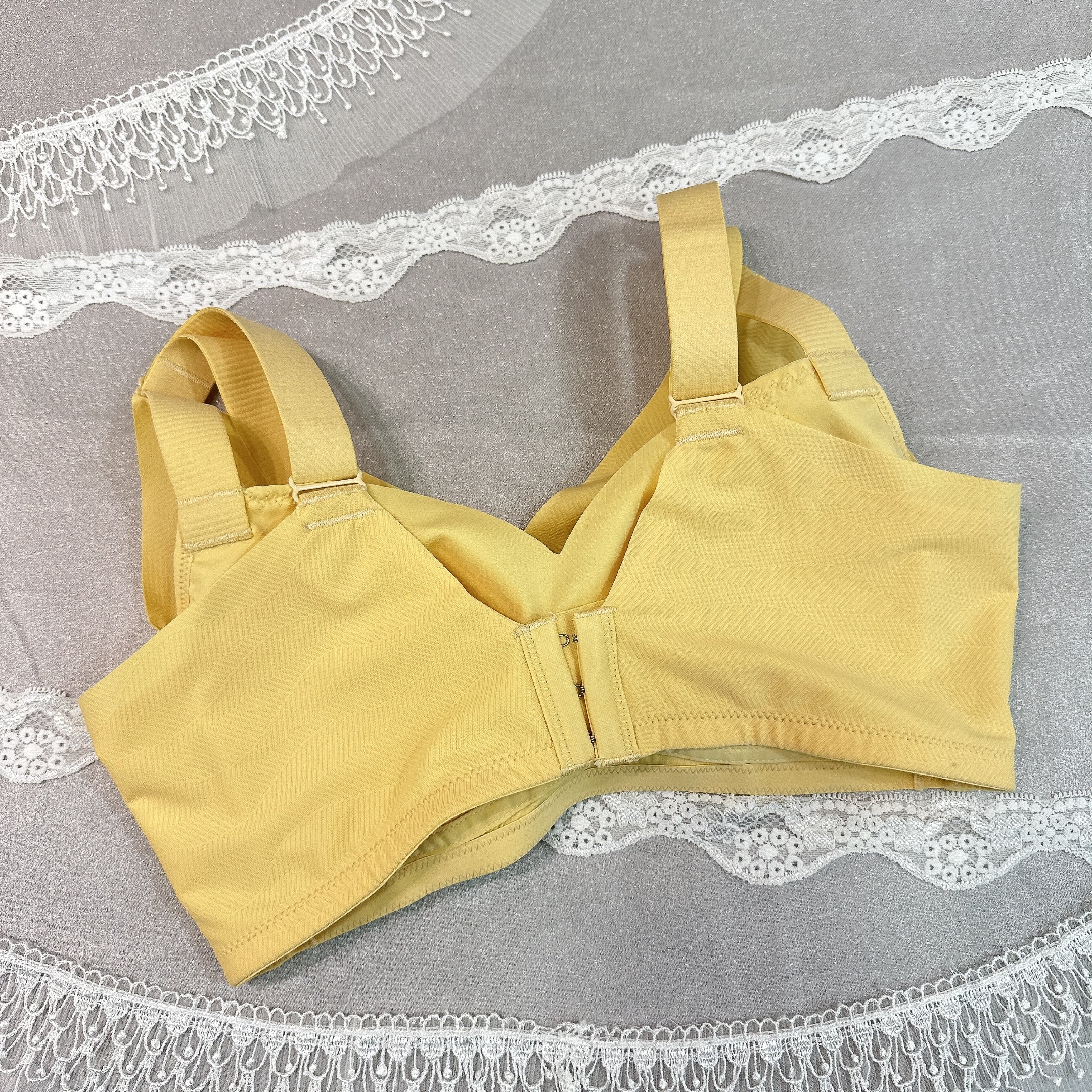 8021 新機能美胸舒適內衣