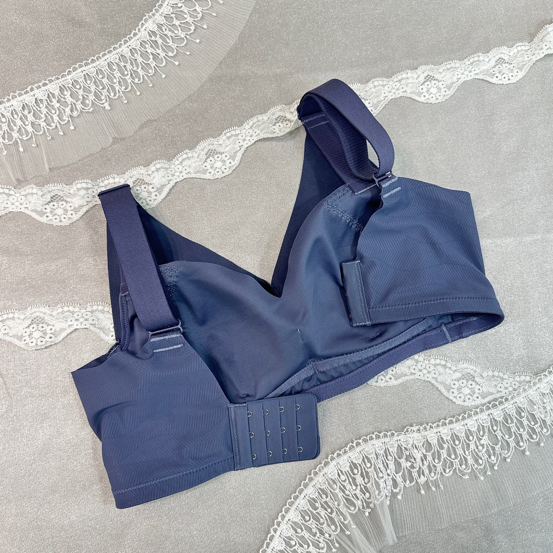 8021 新機能美胸舒適內衣