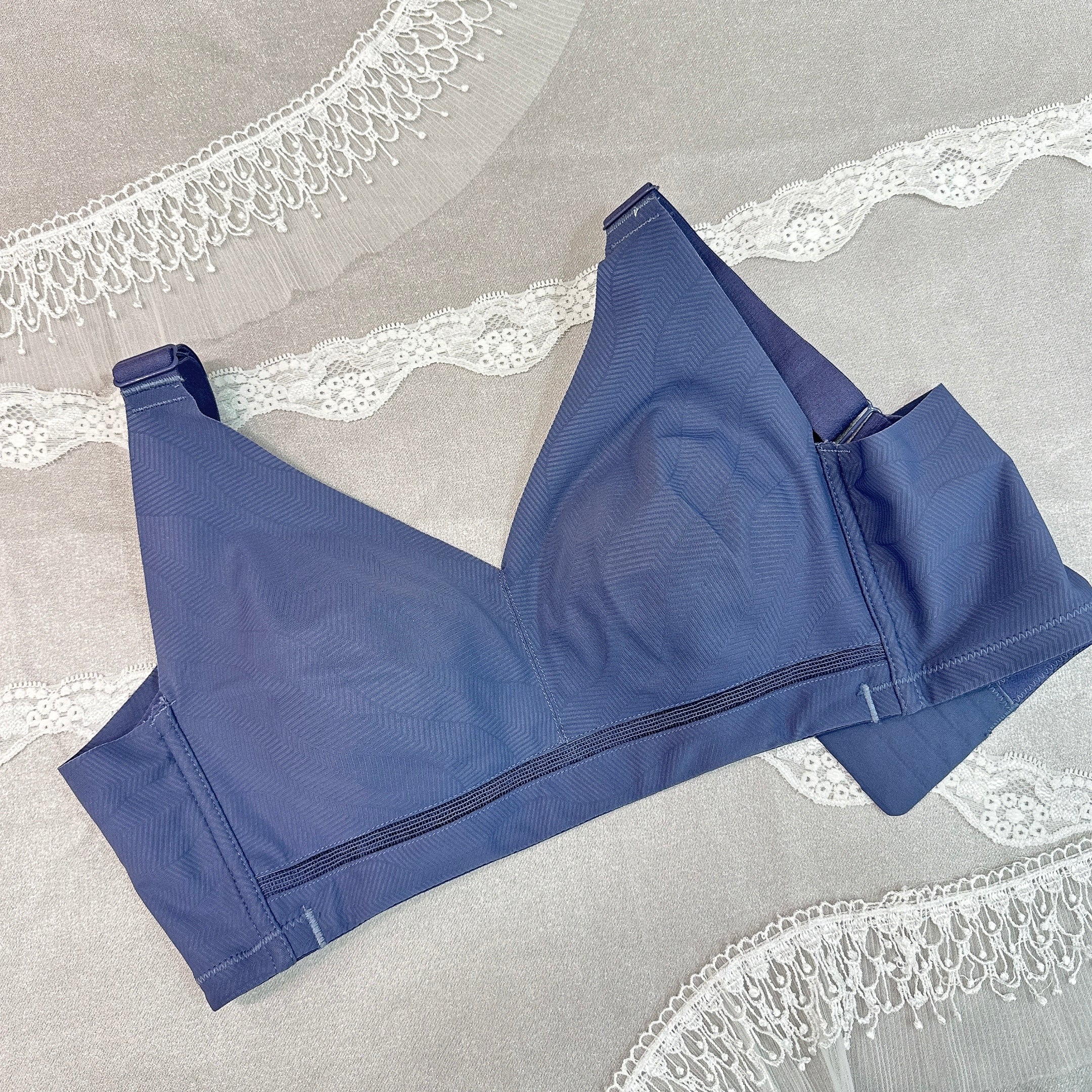 8021 新機能美胸舒適內衣